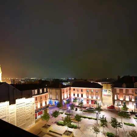 Mercure Centre מלון 4*