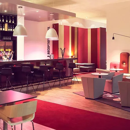 Mercure Centre Hotel 4*