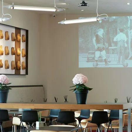 Mercure Centre Hotel