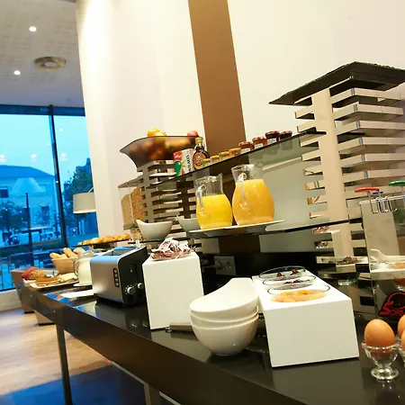 Mercure Centre Hotell Cholet