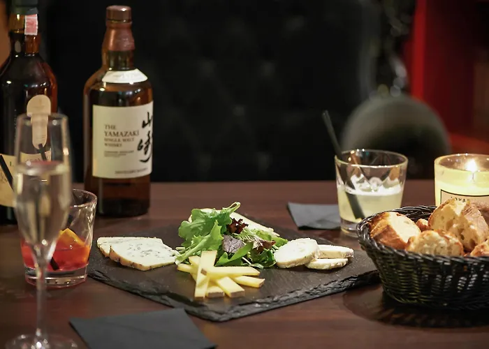 绍莱美居中心酒店